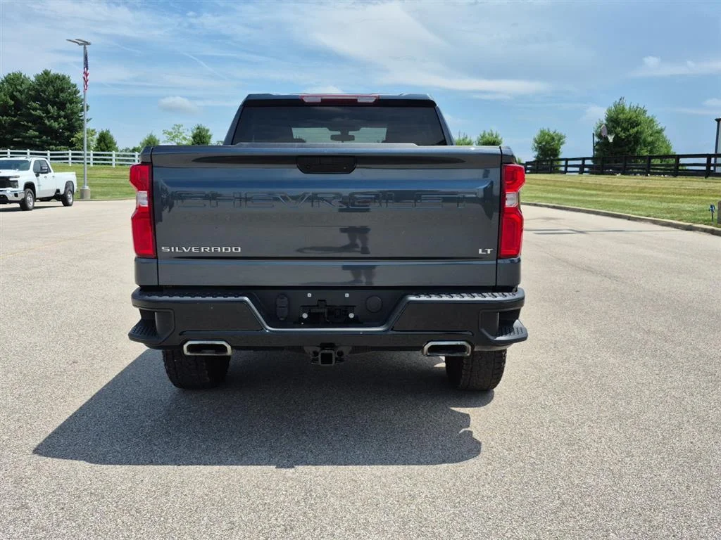 Used 2021 Shadow Gray Metallic Chevrolet LT Trail Boss image 6