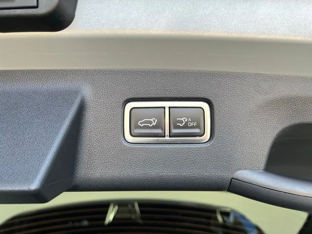 New 2026 White Kia X-Line SX Prestige image 38