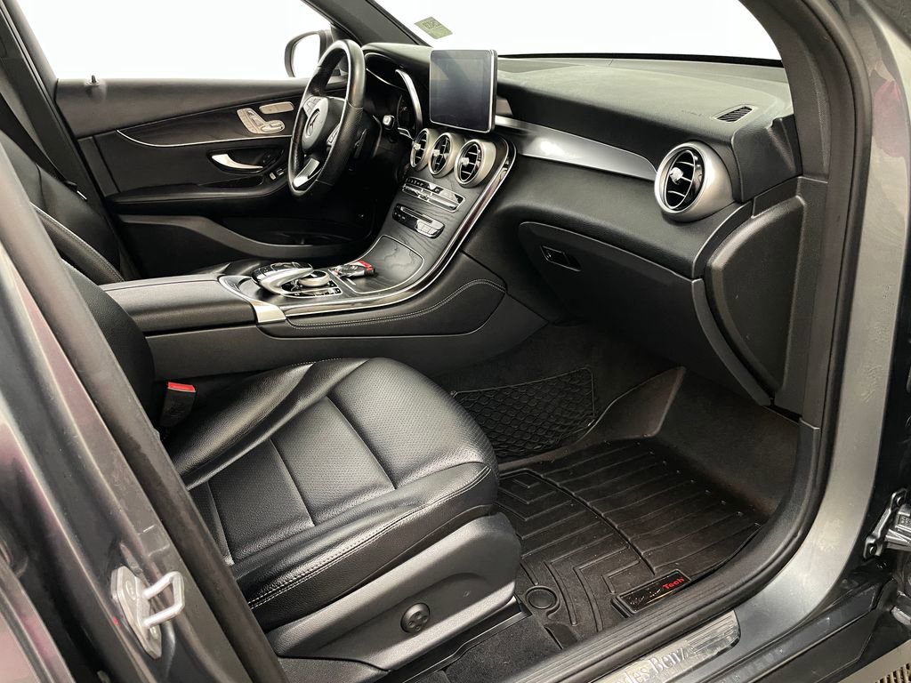2018 Mercedes-Benz GLC GLC300 - Photo 38