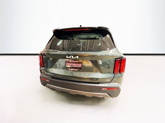 Used 2023  Kia X-Line S image 7