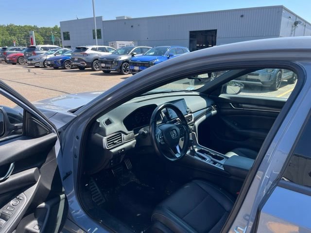 Used 2022 Sonic Gray Pearl Honda Sport image 11