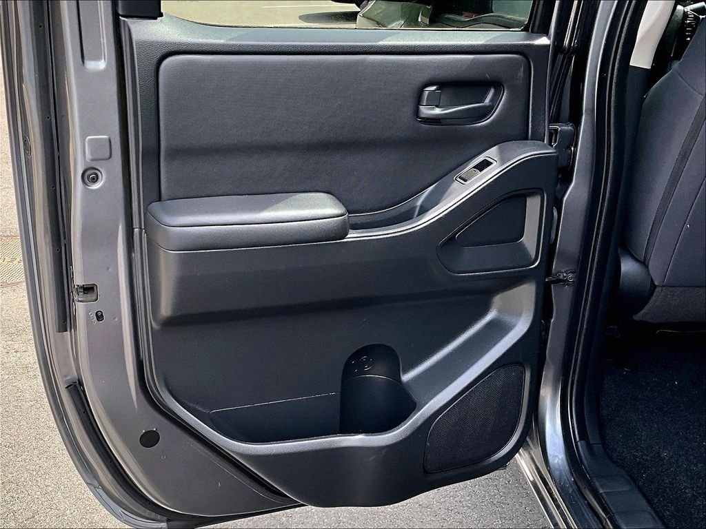Used 2023 Gray Nissan S image 22