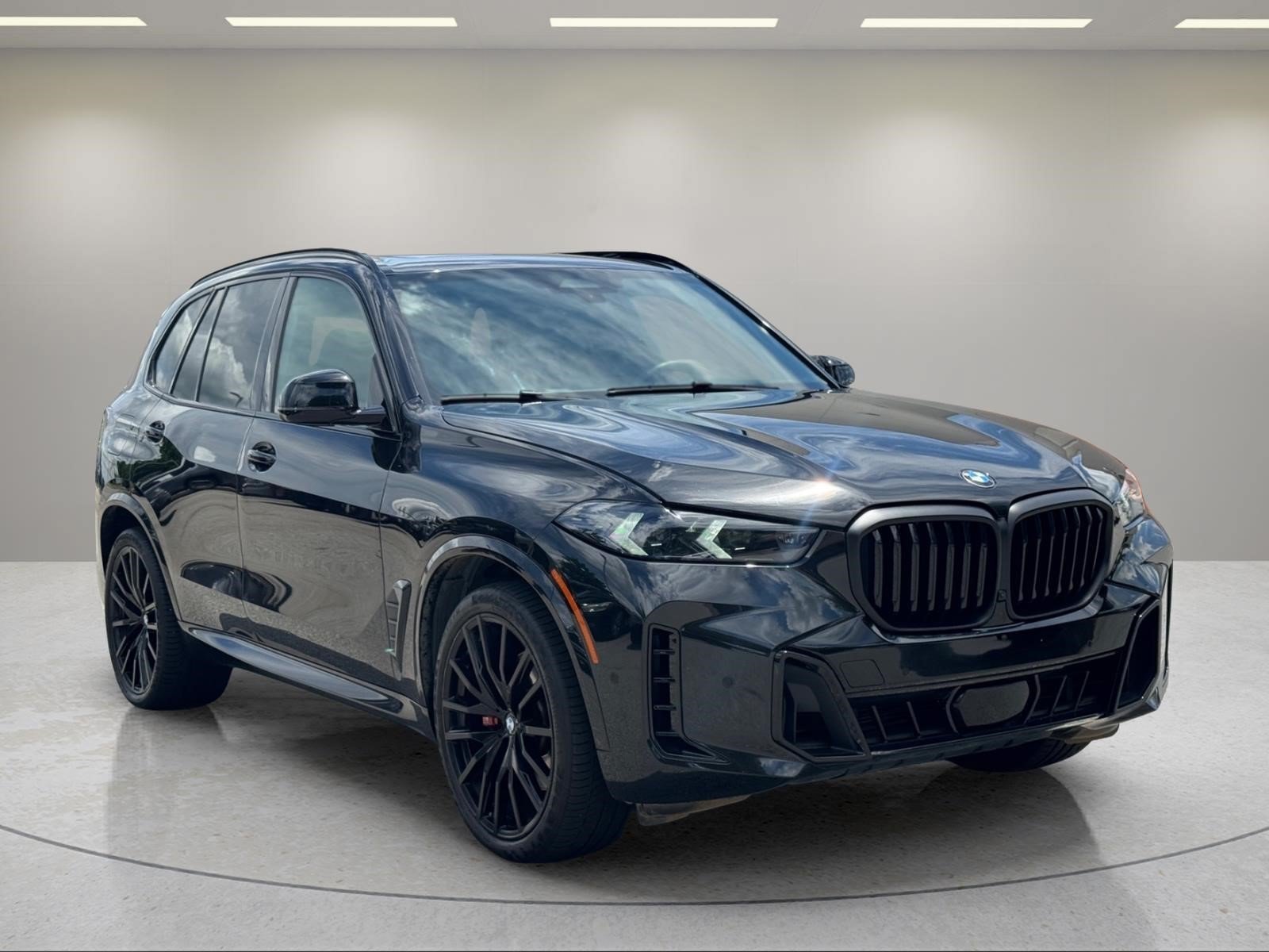 Used 2024 Black Sapphire Metallic BMW sDrive40i image 7