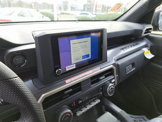 2026 Toyota Tacoma SR5 - Photo 13