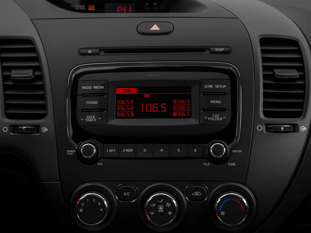Used 2017 Silver Kia LX image 18
