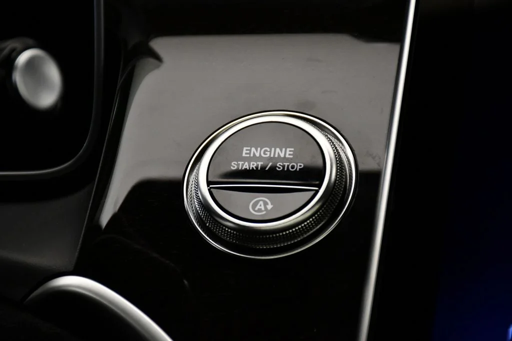 New 2026 Polar White Mercedes-Benz GLC 300 image 28