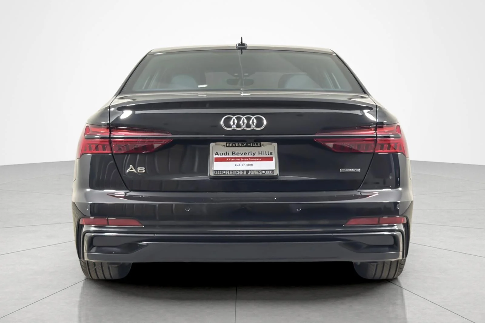 Used 2025 Mythos Black Metallic Audi Premium Plus 55 TFSI quattro image 4