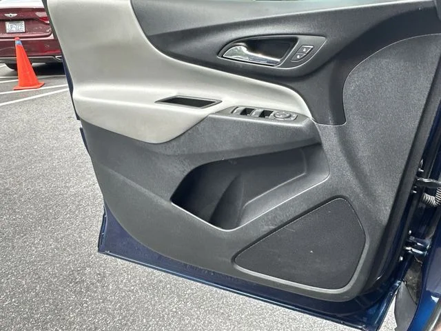 Used 2022 Blue Chevrolet LS image 21