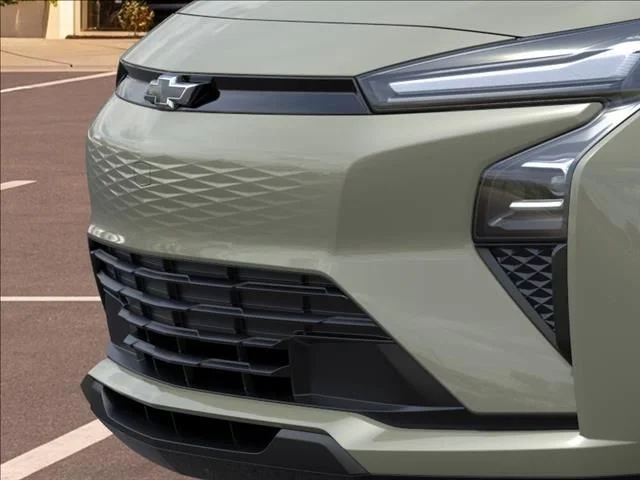 New 2027 Green Chevrolet LT image 13
