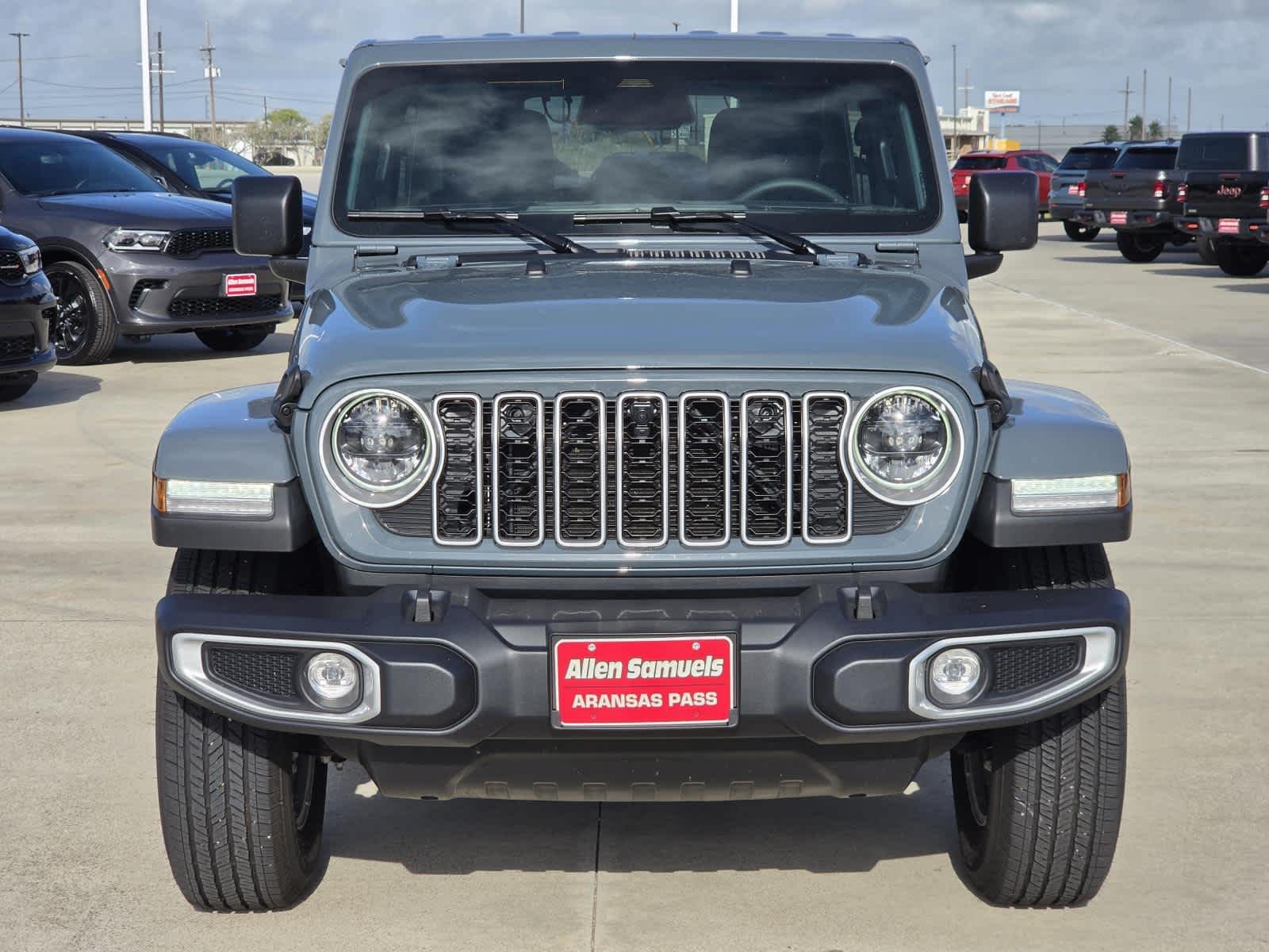 New 2026 Anvil Clear-Coat Exterior Paint Jeep Sahara image 8