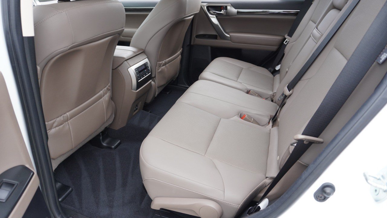 Certified Used 2023 EMINENT WHITE PEARL Lexus GX 460 Premium image 32