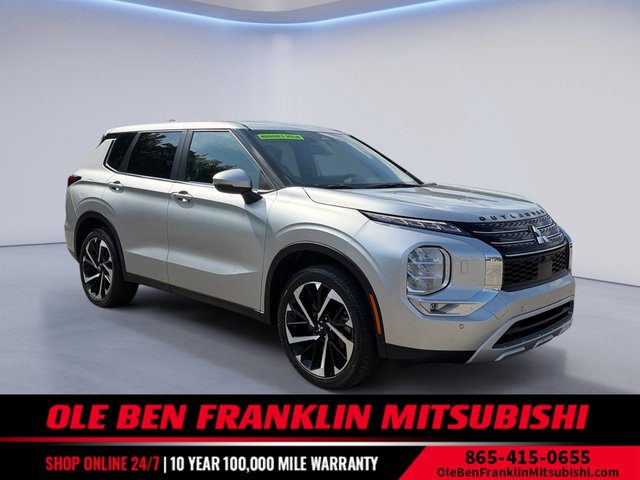Pre-Owned 2024 Mitsubishi Outlander SE AWD Sport Utility