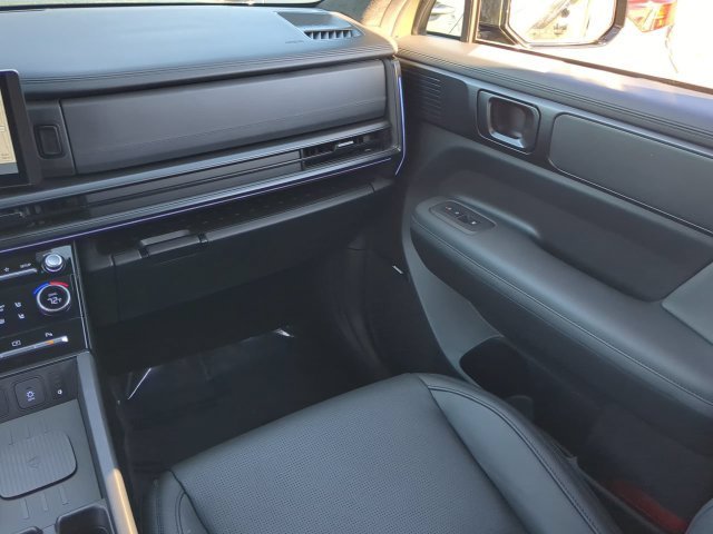 Used 2024 Green Hyundai Calligraphy image 17