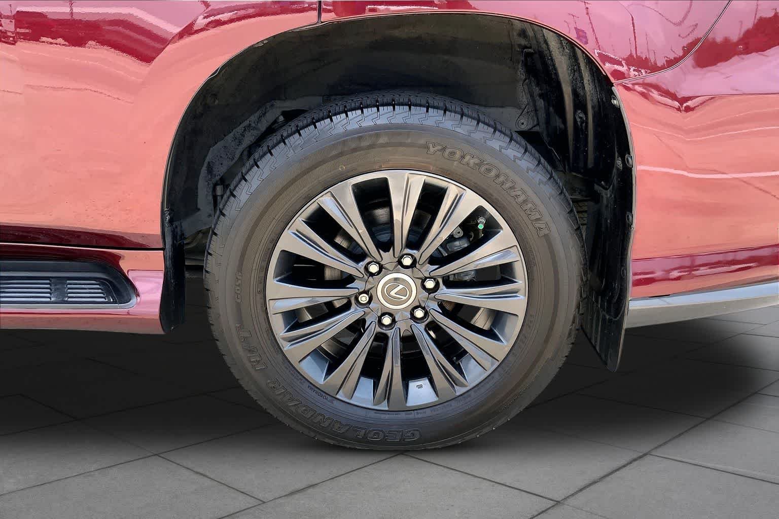 Used 2022 Claret Mica Lexus Luxury image 11