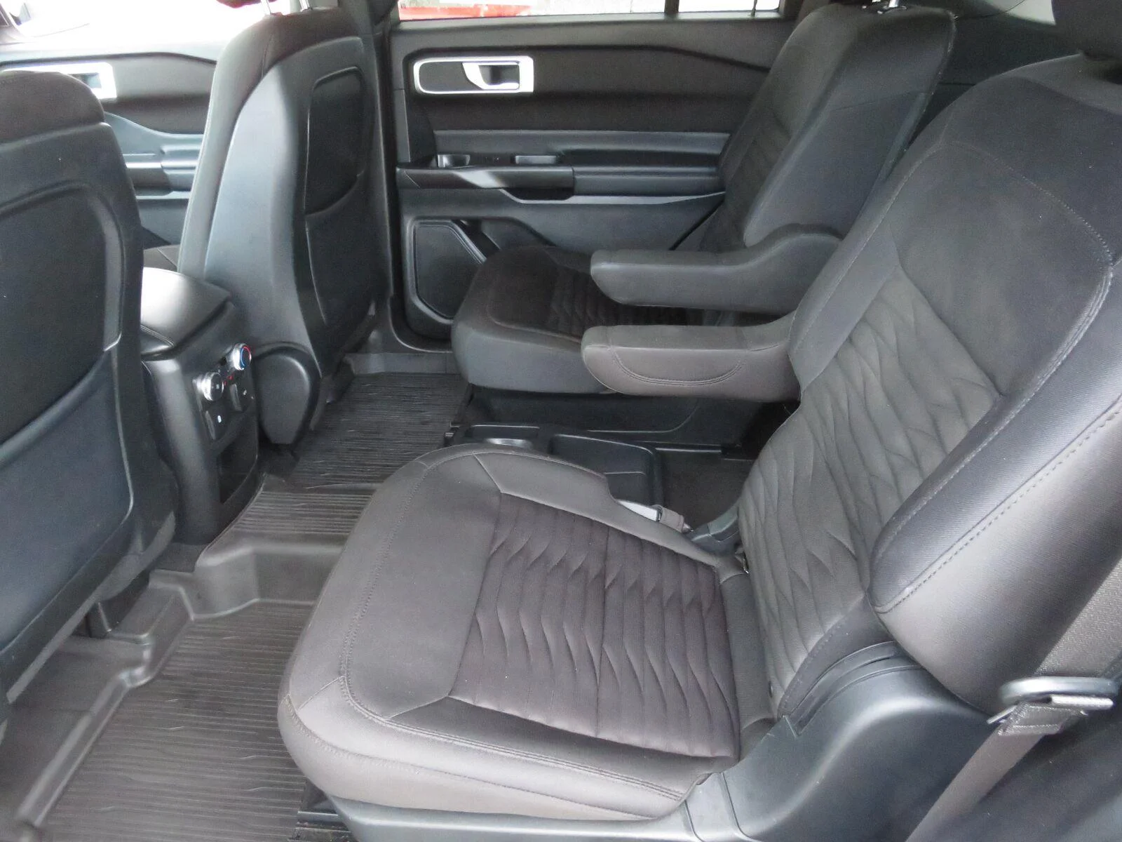 Used 2020 Oxford White Ford XLT image 25