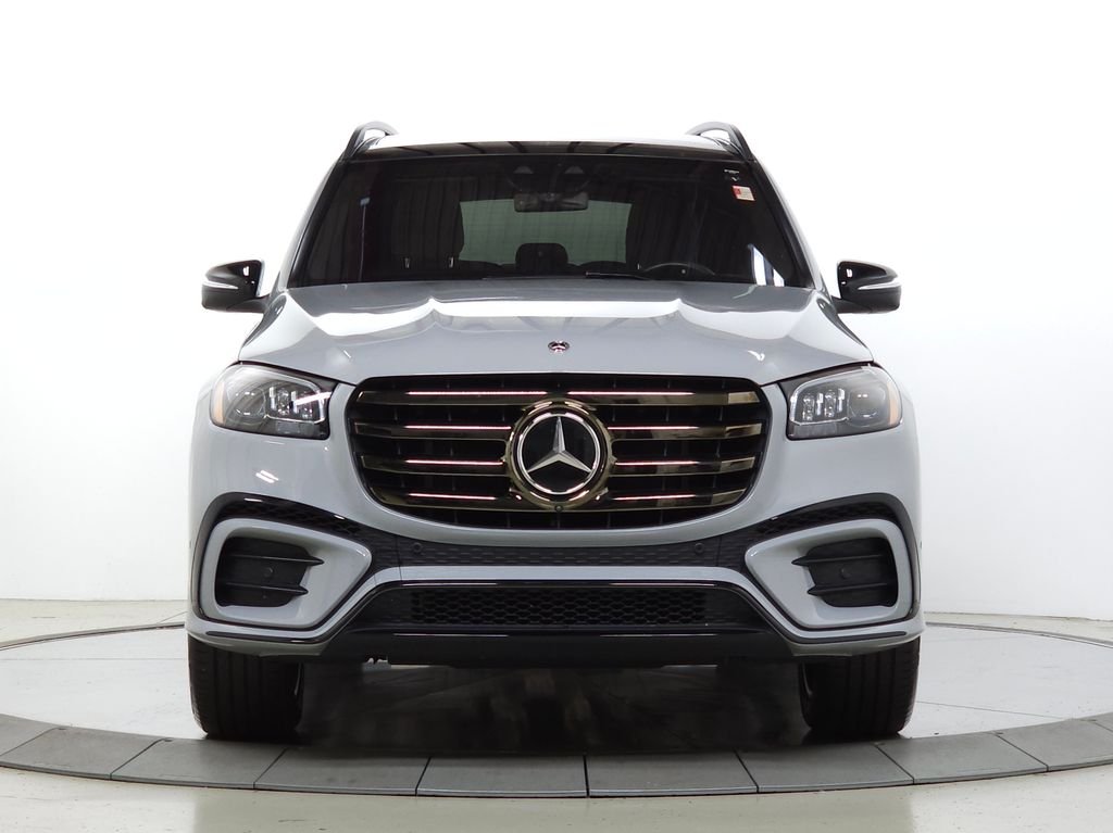 Used 2025 White Mercedes-Benz GLS 580 image 12