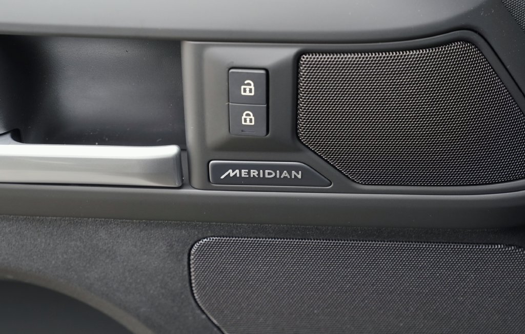 New 2026 Carpathian Grey Land Rover S image 11