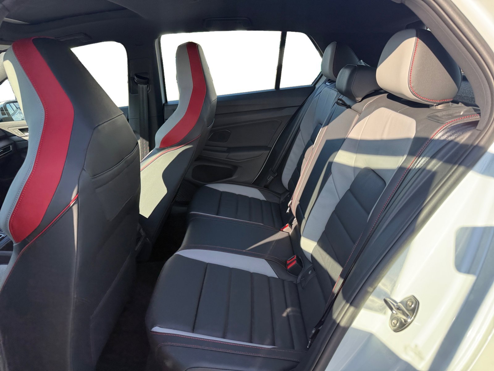 New 2026 Opal White Pearl Volkswagen SE image 16