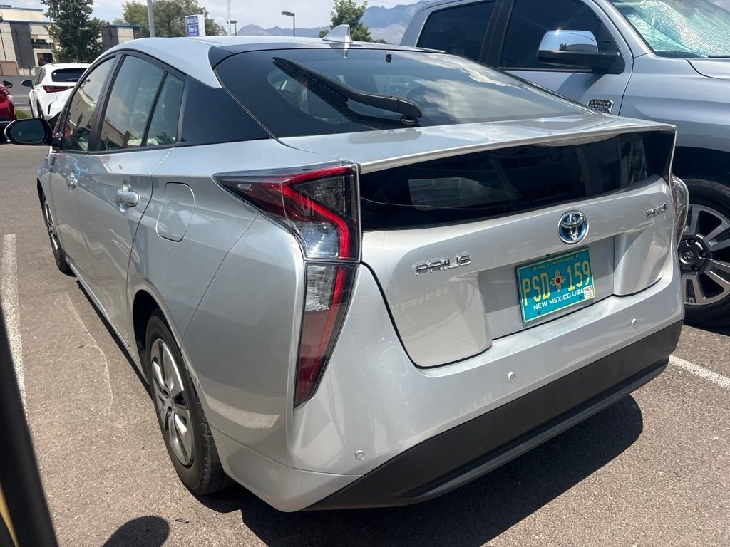 Used 2018 Silver Toyota Two image 6