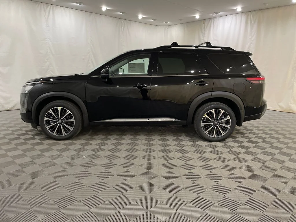 New 2026 Super Black Nissan Platinum image 10
