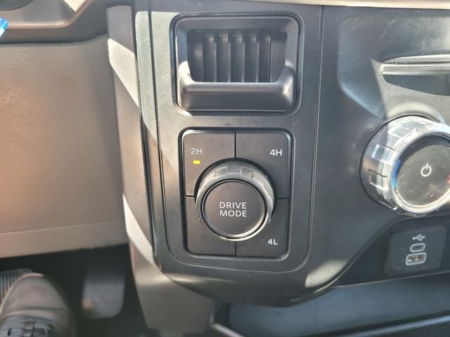 Used 2025  Ford XLT image 25