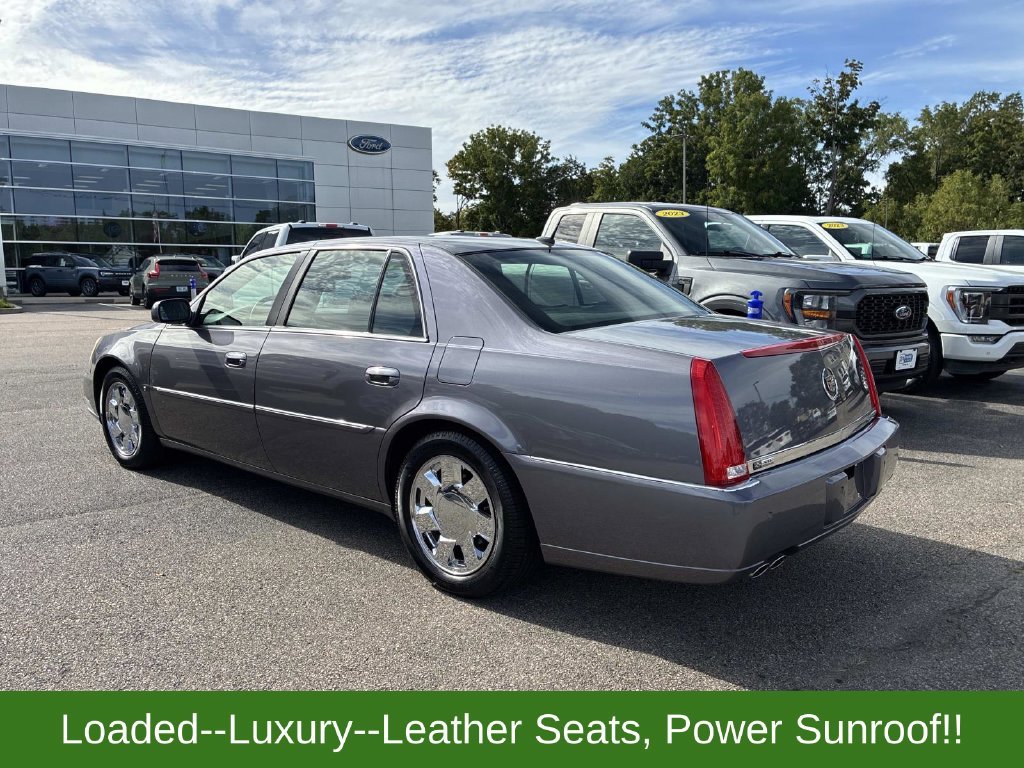 Used 2007 Gray Cadillac Luxury I image 5