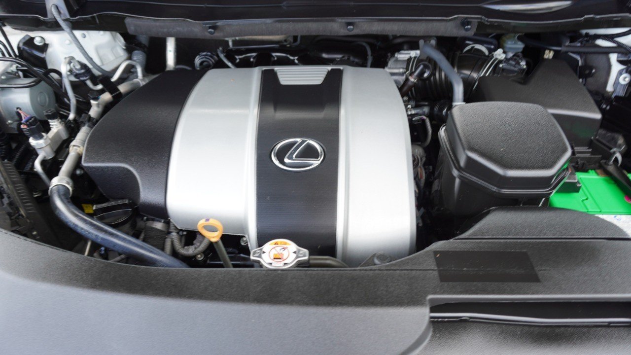 Used 2020 White Lexus RX 350 image 36