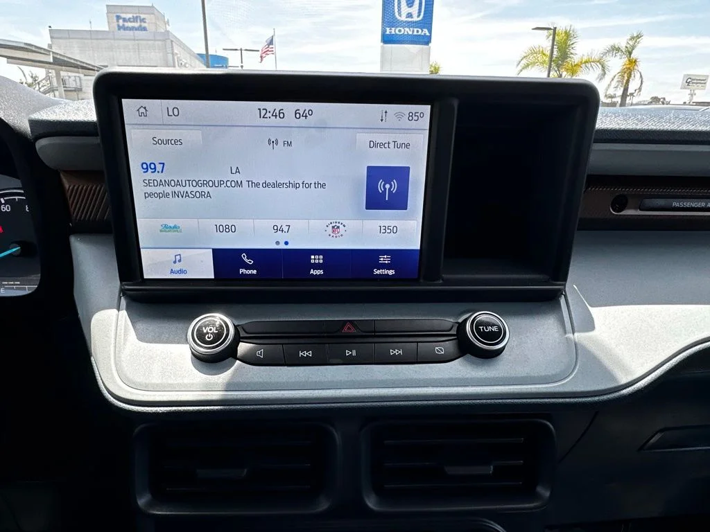 Used 2022 Gray Ford Lariat image 25