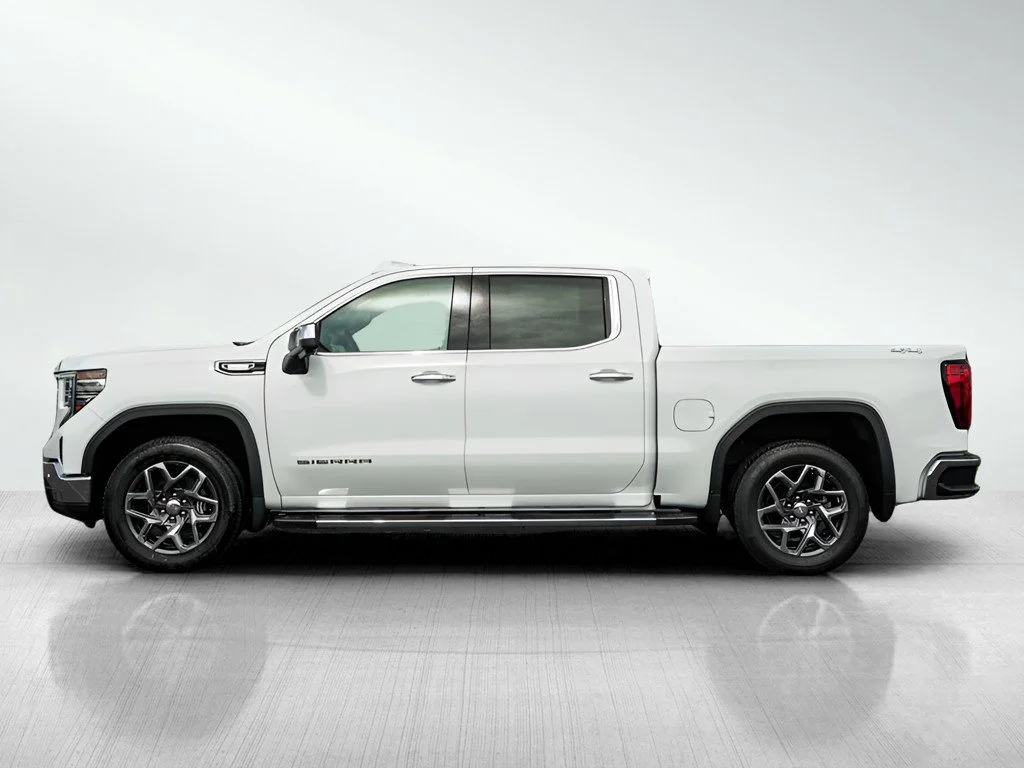 2026 GMC Sierra 1500 SLT - Photo 4
