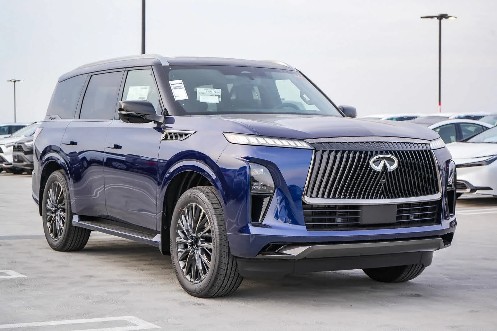 New 2026 2T GRAND BLUE INFINITI Autograph 4WD image 3