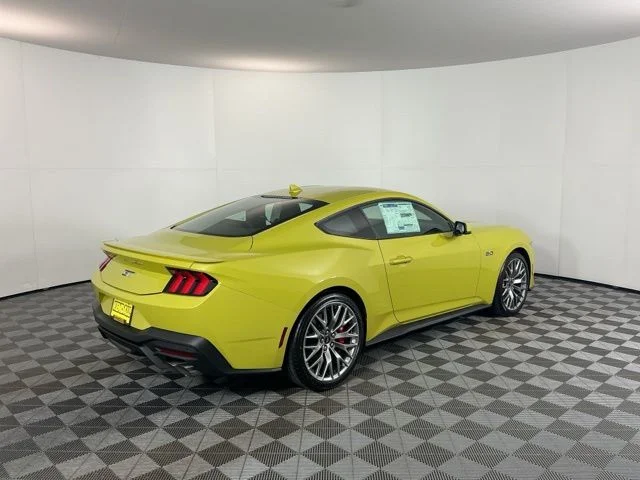 New 2025 Intesnse Lime Yellow Met Ford GT Premium image 5