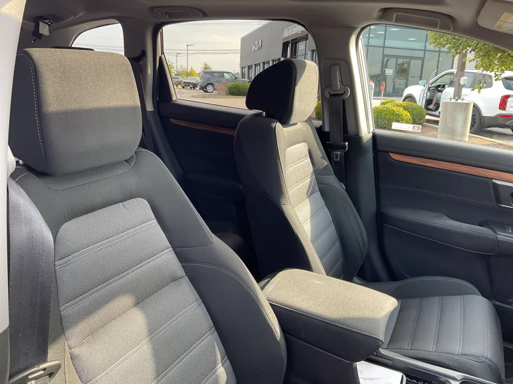 Used 2022 Lunar Silver Metallic Honda EX image 12