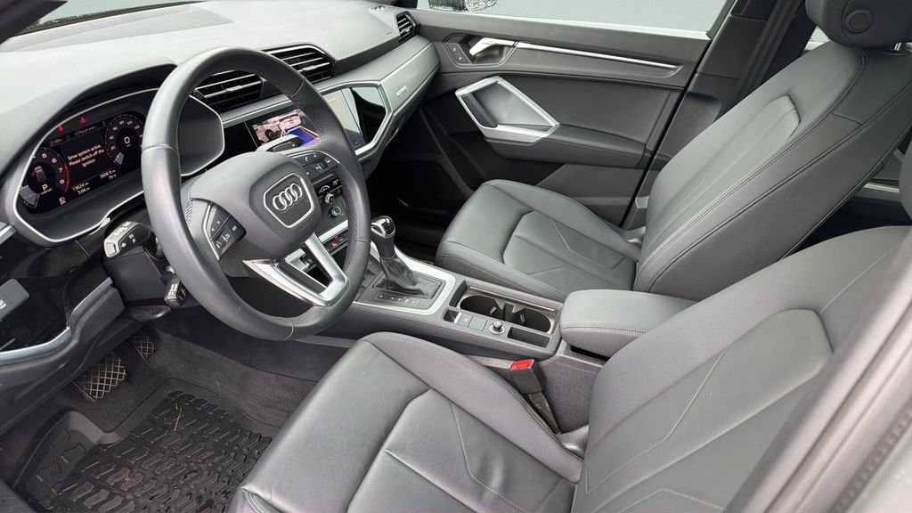 Used 2024 Gray Audi Premium Plus image 31