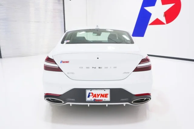 Used 2025  Genesis 2.5T image 8