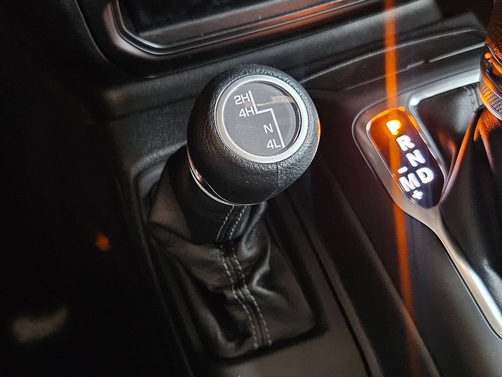 2025 Jeep Gladiator Sport S - Photo 26