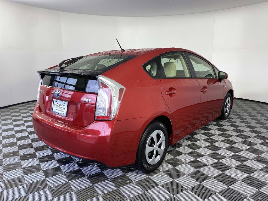 Used 2012 Red Toyota Two image 9