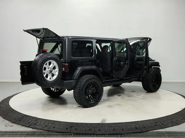 Used 2021 Black Jeep Unlimited Islander image 16