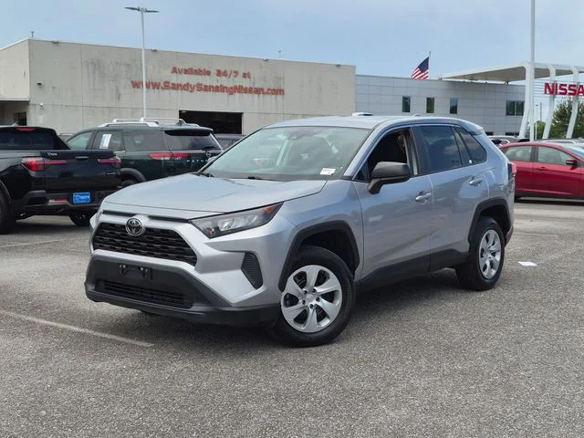 2022 Toyota RAV4 LE