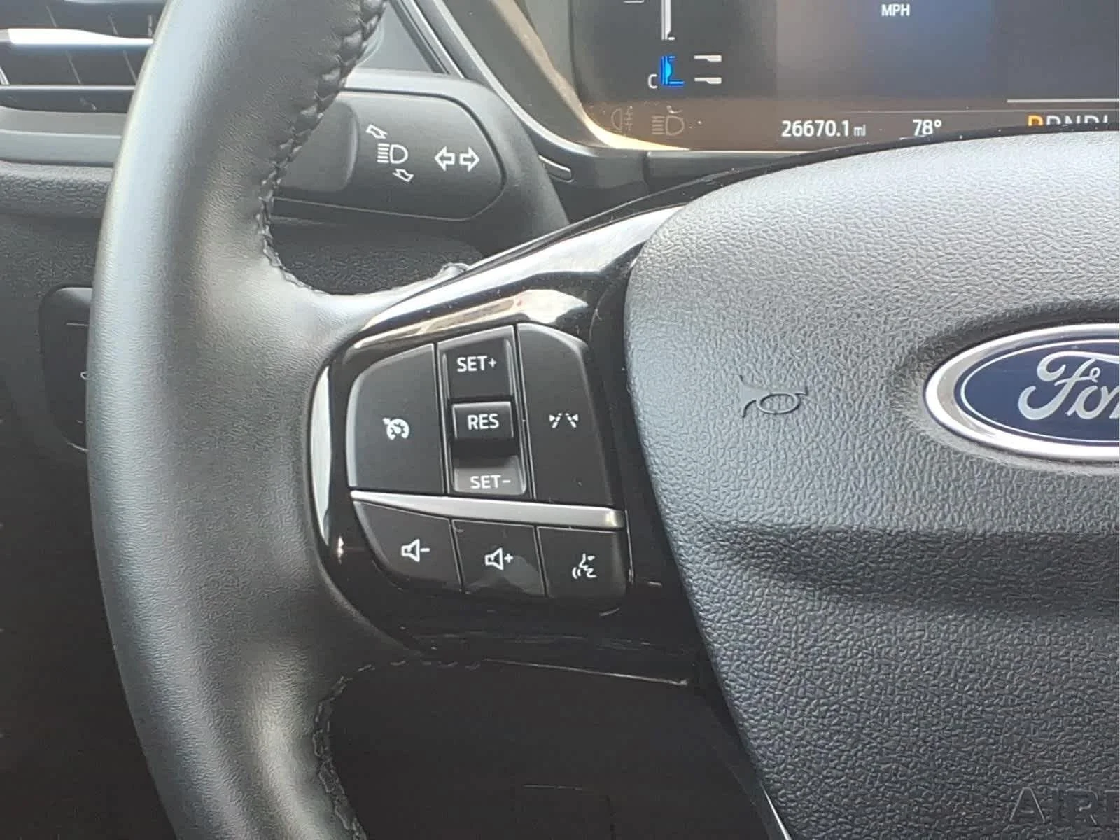 Used 2024 Vapor Blue Ford Active image 22