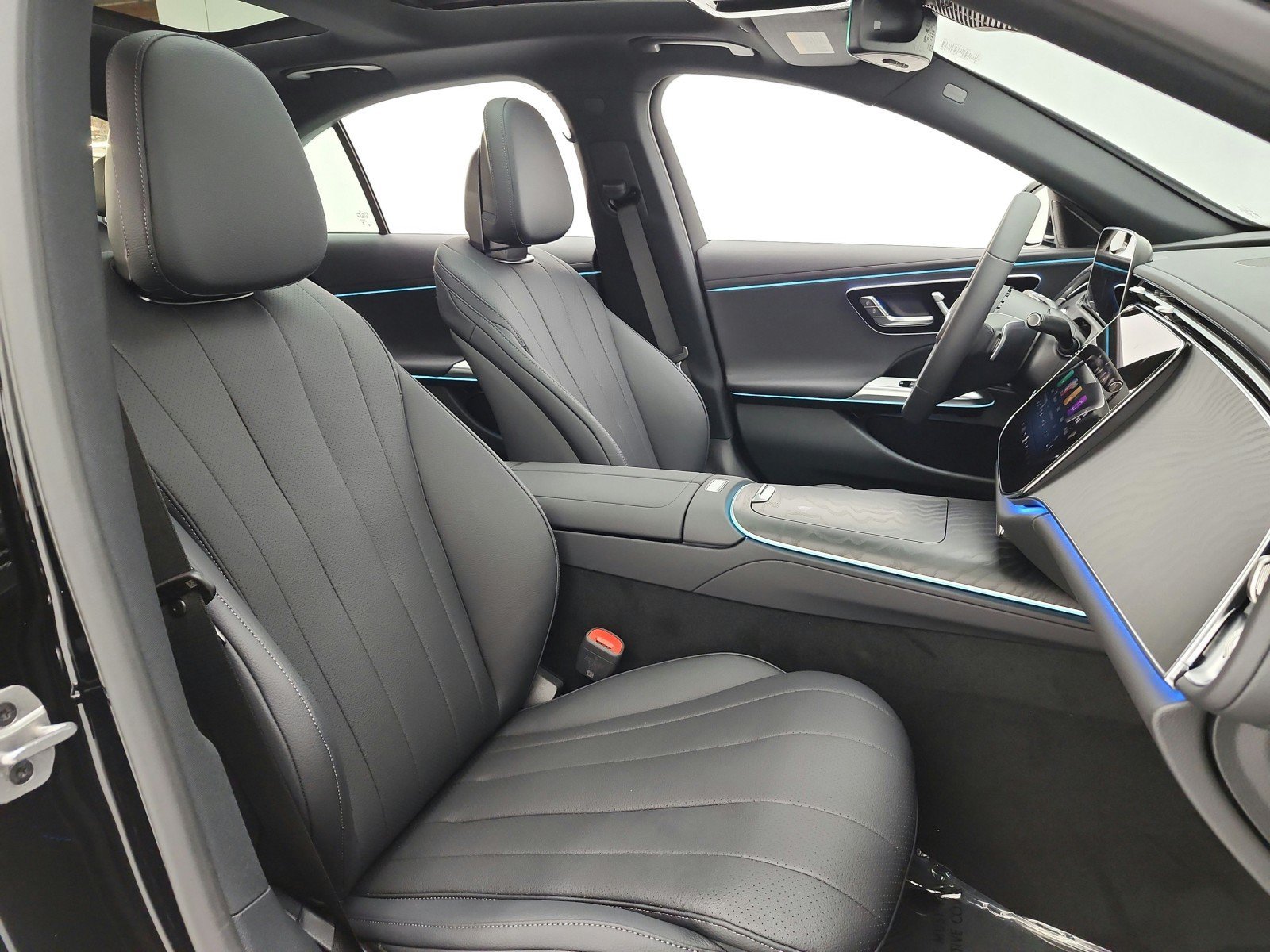 New 2026 Black Mercedes-Benz E 350 RWD Sedan image 29