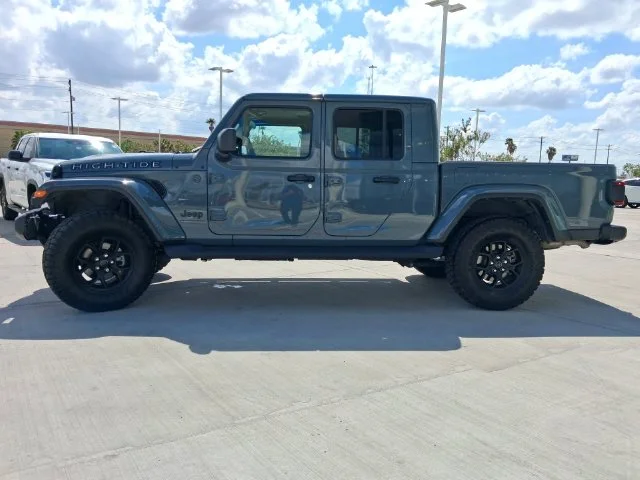 Used 2025 Gray Jeep High Tide image 3