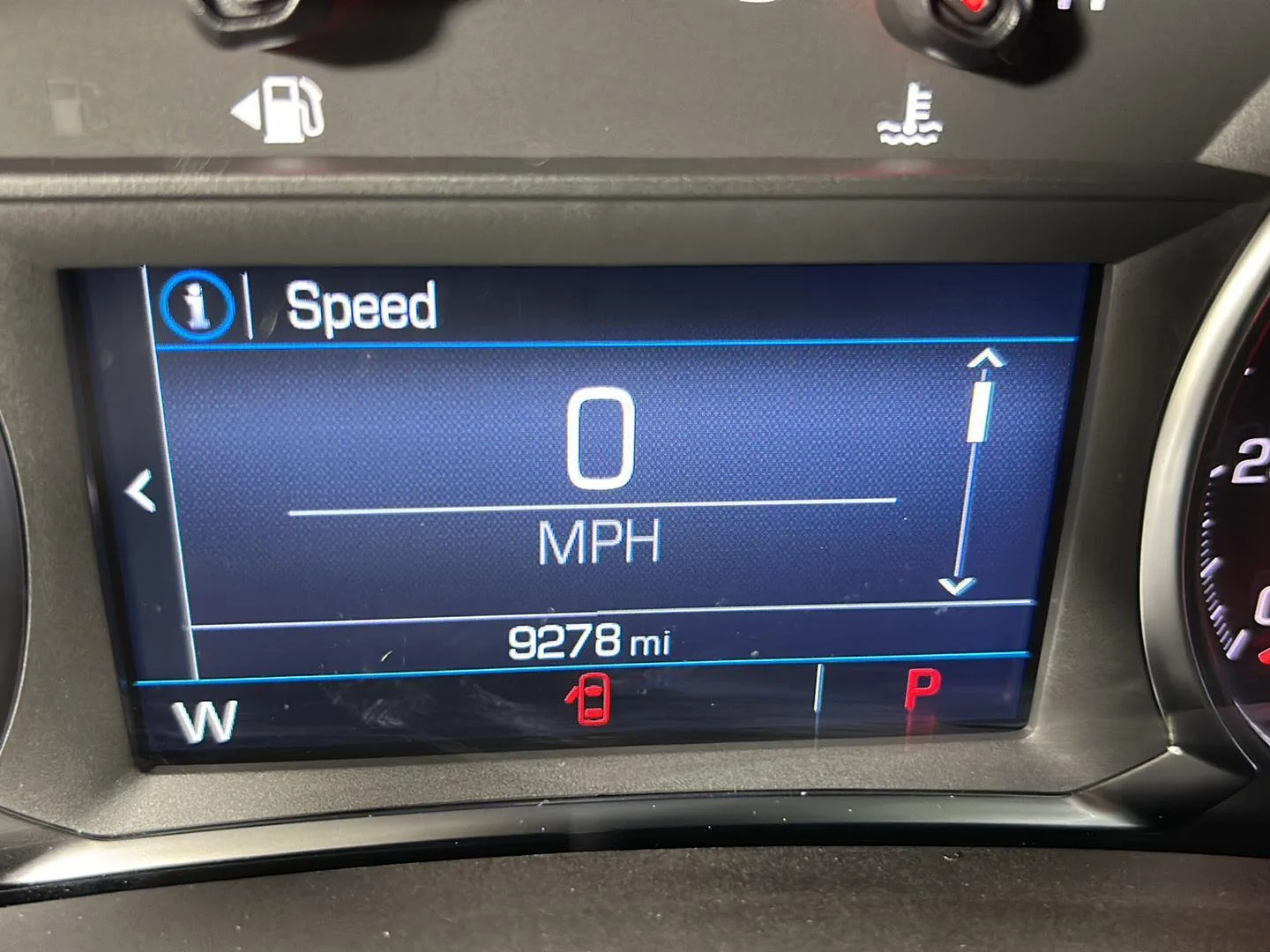 Used 2024 Summit White GMC SLE image 17