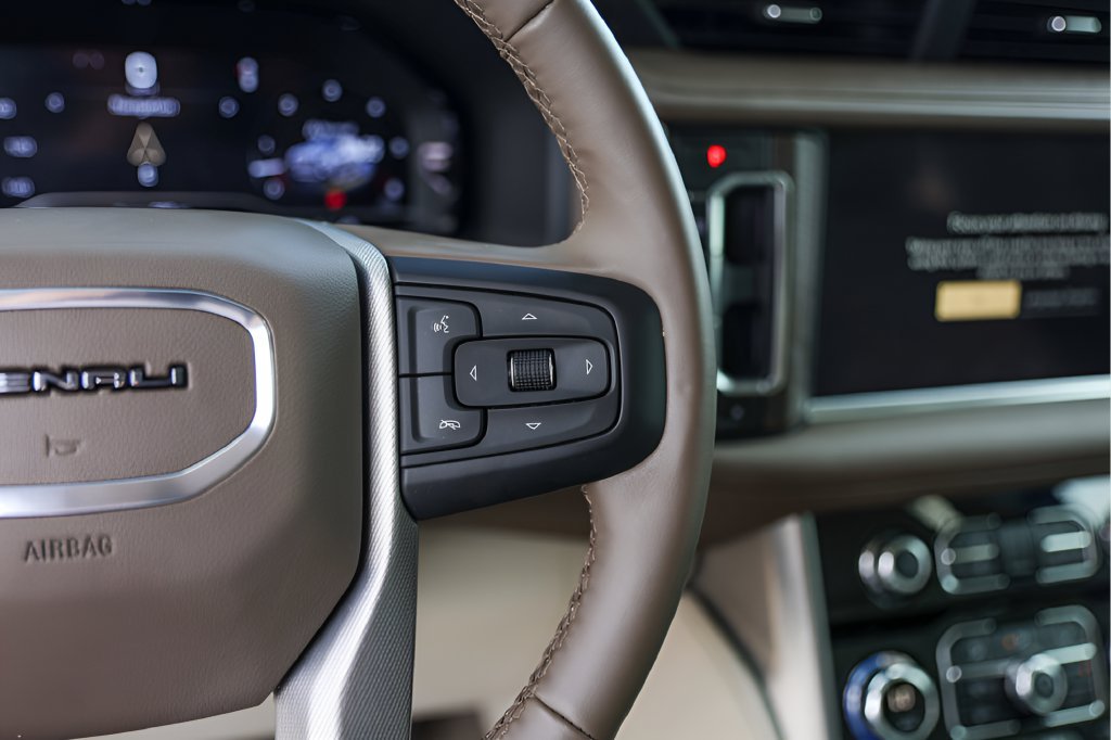 Used 2024 White GMC Denali image 15