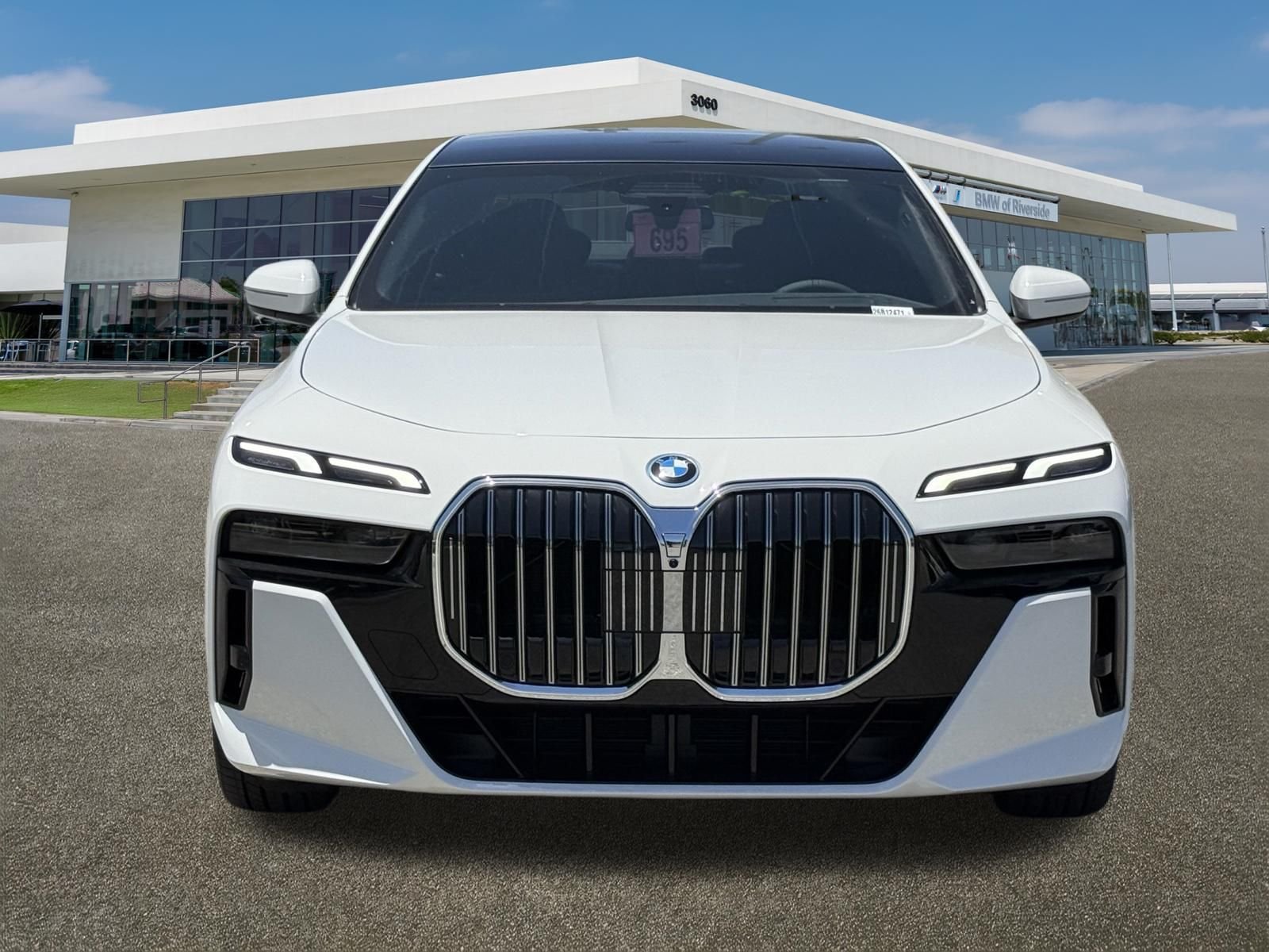 New 2026 BMW 7 Series 750e xDrive 4D Sedan in Riverside #26B12471
