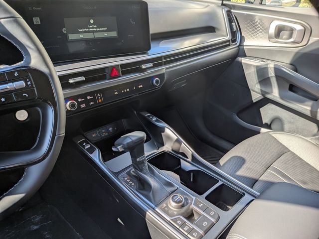 2026 Kia Sorento EX - Photo 13