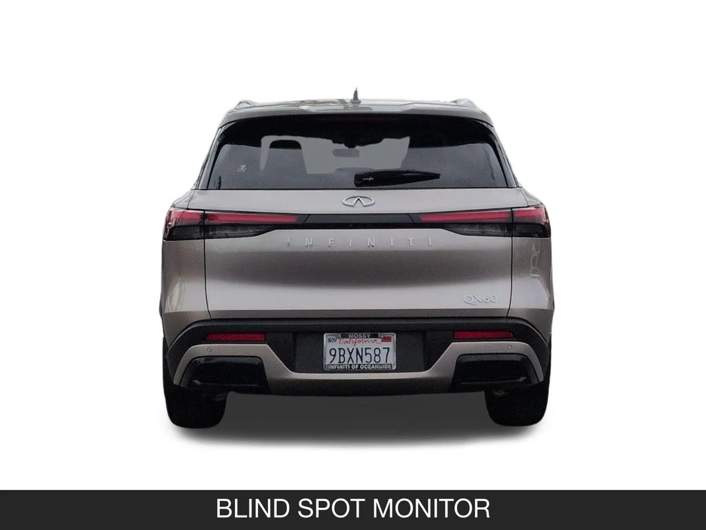 Used 2025 Silver INFINITI LUXE image 8