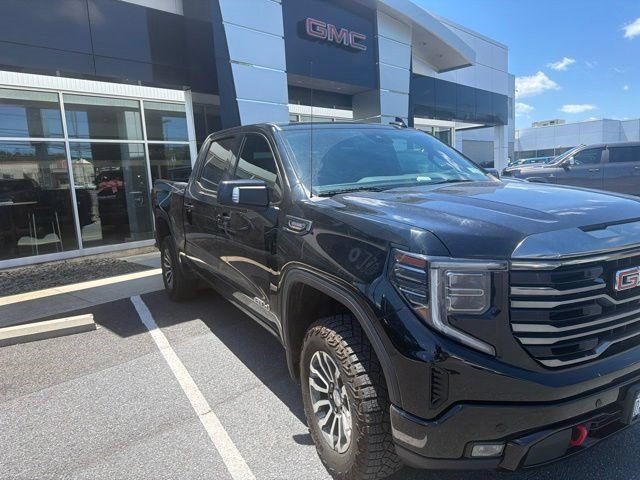 Used 2023 Onyx Black GMC AT4 image 2