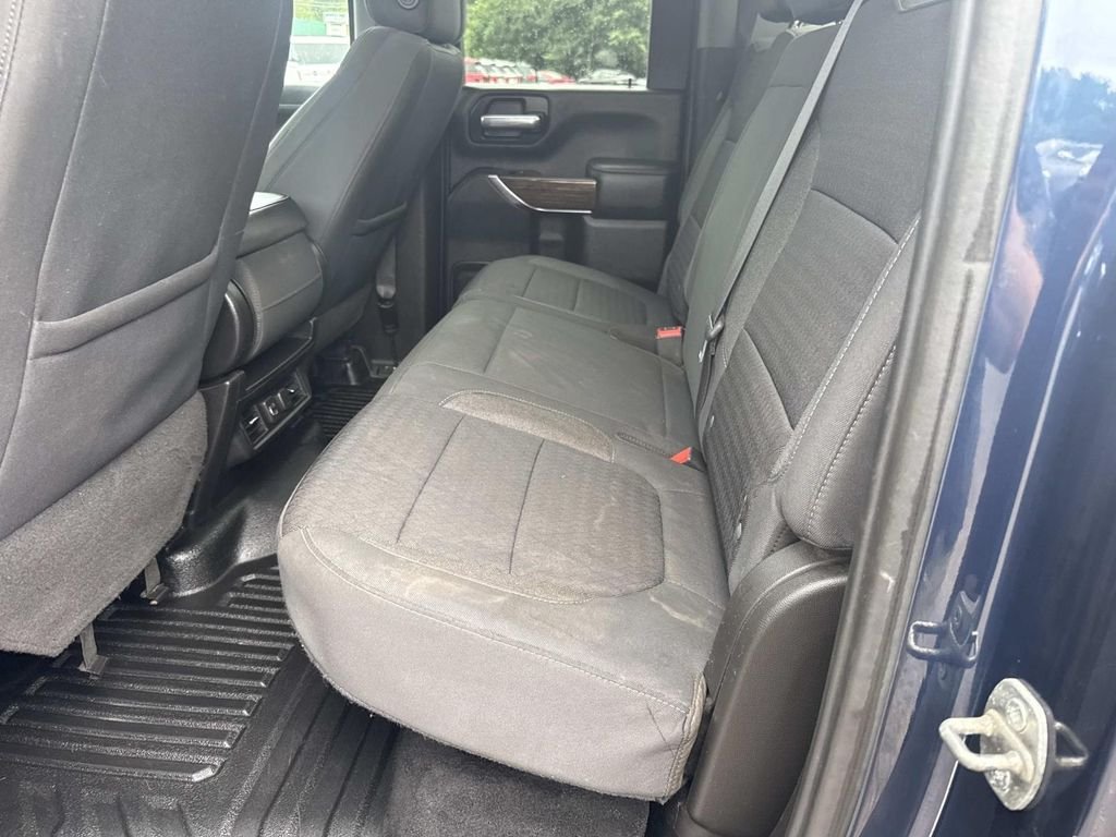 Used 2020 Blue GMC SLE image 15