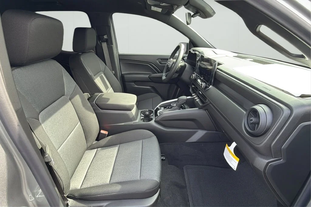 New 2026 Sterling Gray Metallic Chevrolet Trail Boss image 14