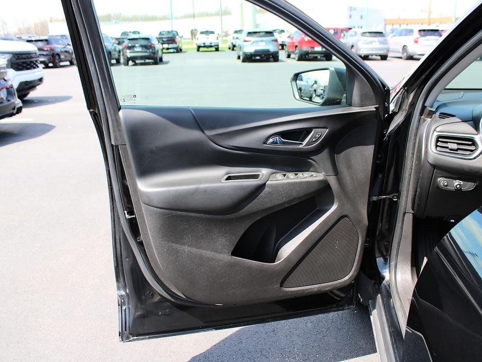 Used 2018 Black Chevrolet LT image 14